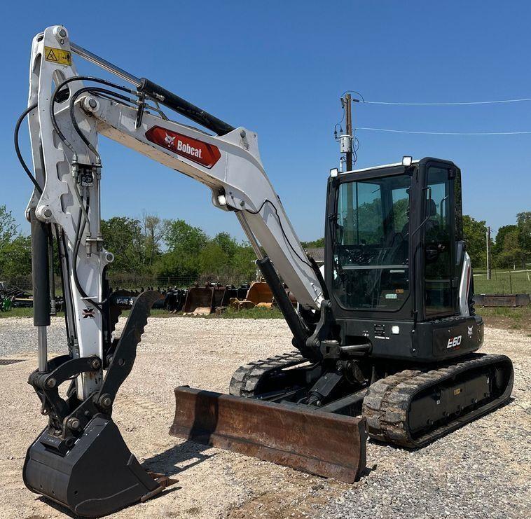 2021 Bobcat E60